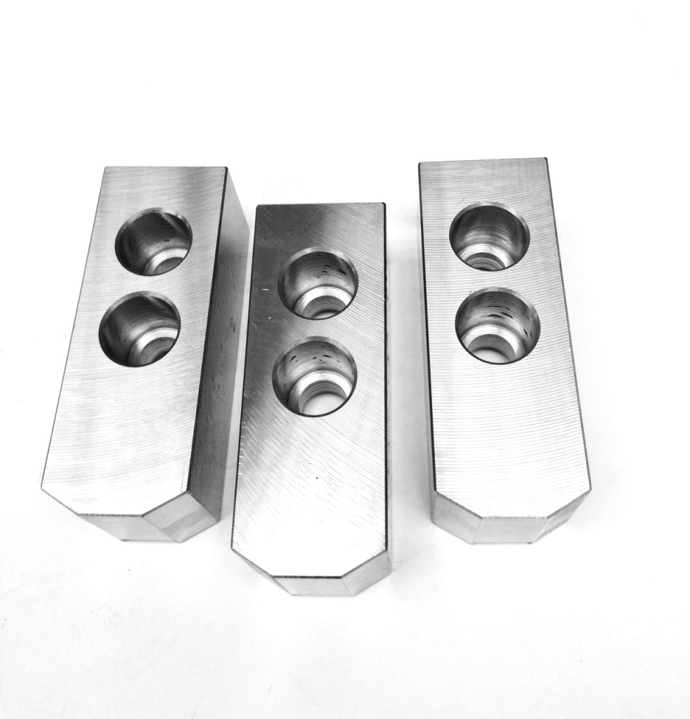 JGO DE MORDAZAS MAQUINABLES ACERO 8" 90° (3 PZAS) ABS